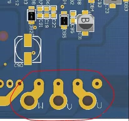 PCB設(shè)計(jì)不僅可以將PCB實(shí)現(xiàn)為即插即用的插件，而且可以增加焊料的厚度以達(dá)到過(guò)大電流的目的。